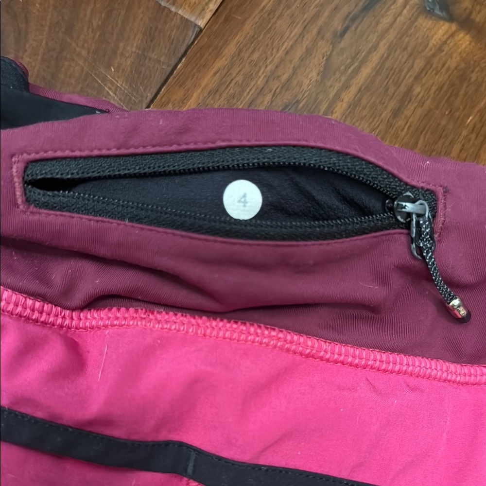 lululemon athletica - Picture 3 of 3
